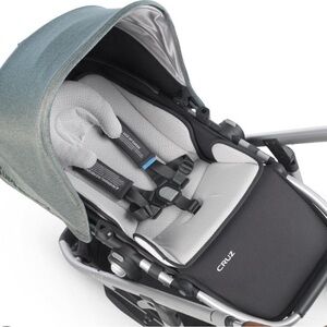 UPPAbaby Infant SnugSeat, compatible with Vista, Cruz and Rumbleseat